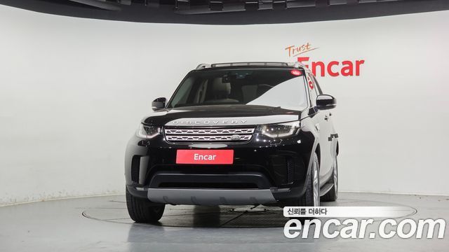 Land Rover Discovery 2019 — photo 3