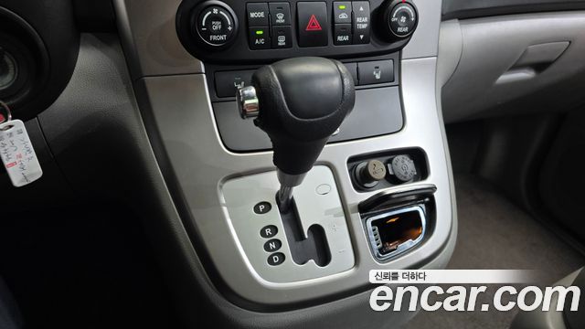Kia Canival 2013 — photo 12