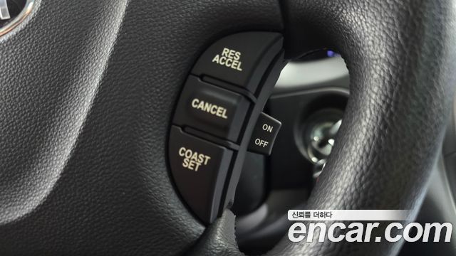 Kia Canival 2013 — photo 24