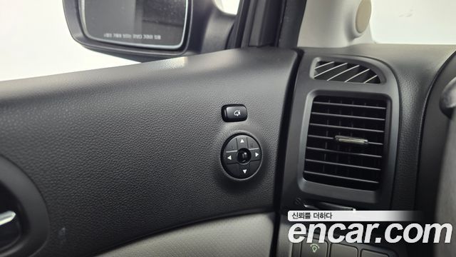 Kia Canival 2013 — photo 25