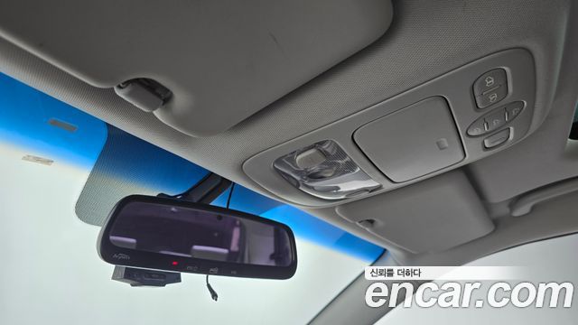 Kia Canival 2013 — photo 27