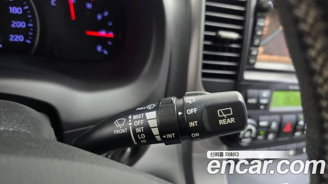 Kia Canival 2013 — photo 29