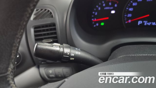Kia Canival 2013 — photo 30