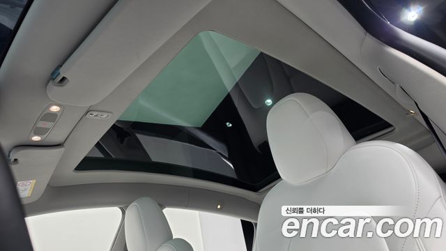Tesla Model Y 2024 — photo 22