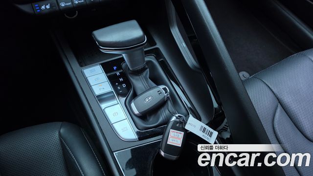 Hyundai AVANTE 2023 — photo 12