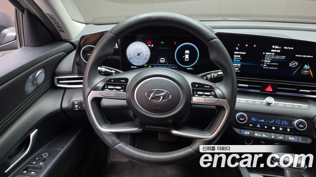 Hyundai AVANTE 2023 — photo 19