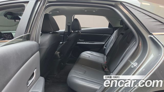 Hyundai AVANTE 2023 — photo 16