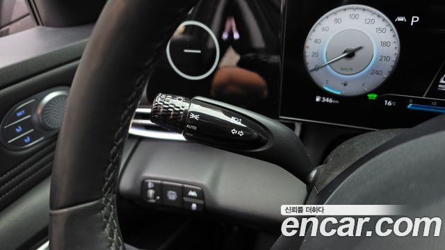 Hyundai AVANTE 2023 — photo 27