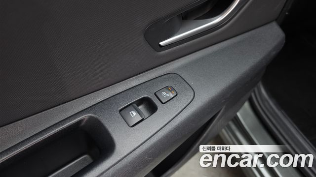 Hyundai AVANTE 2023 — photo 30