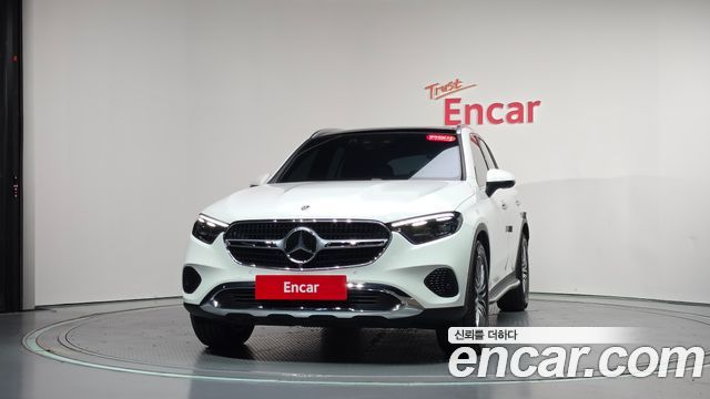 Mercedes-Benz GLC-Class 2025 — photo 3