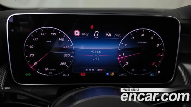 Mercedes-Benz GLC-Class 2025 — photo 11
