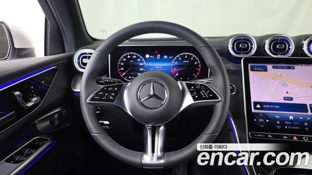 Mercedes-Benz GLC-Class 2025 — photo 19