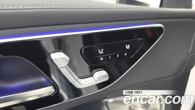 Mercedes-Benz GLC-Class 2025 — photo 28