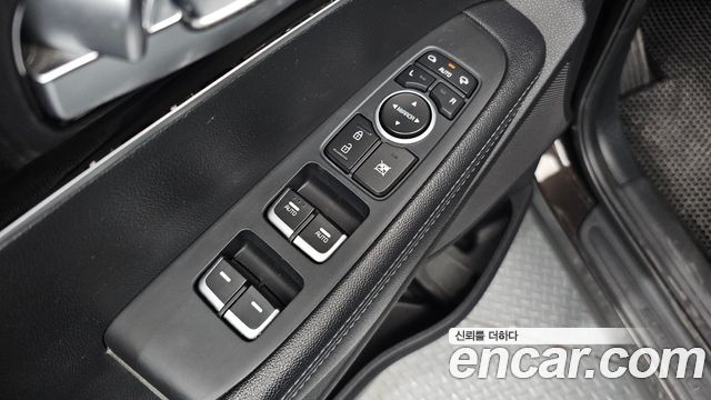Kia Sorento 2018 — photo 12