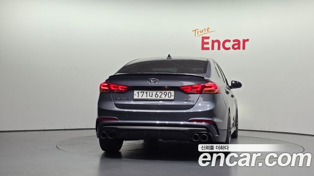 Hyundai AVANTE 2017 — photo 4