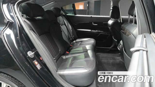Kia K9 2016 — photo 17