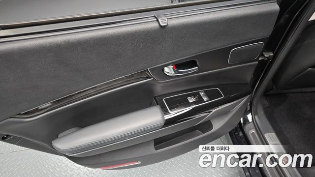 Kia K9 2016 — photo 15