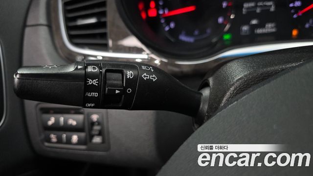 Kia K9 2016 — photo 29
