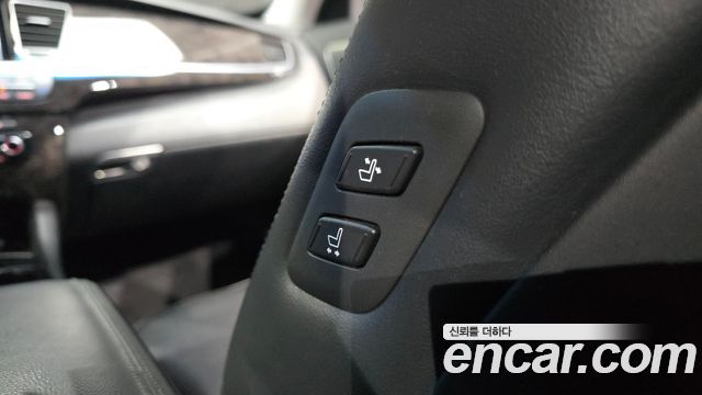Kia K9 2016 — photo 33