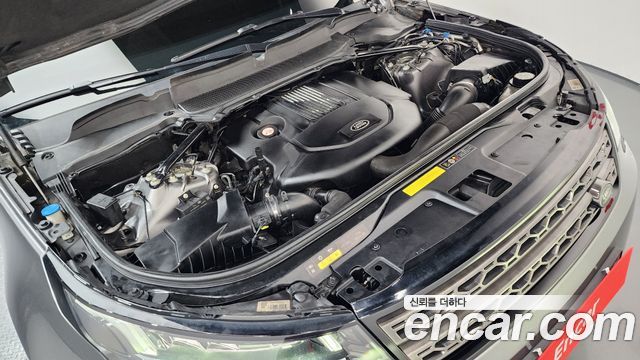 Land Rover Discovery 2019 — photo 6