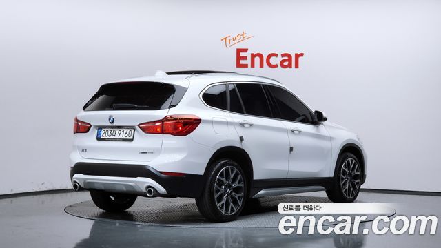 BMW X1 2022 — photo 2