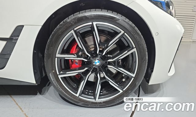 BMW 4-Series 2025 — photo 5