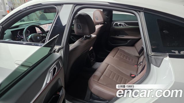 BMW 4-Series 2025 — photo 25