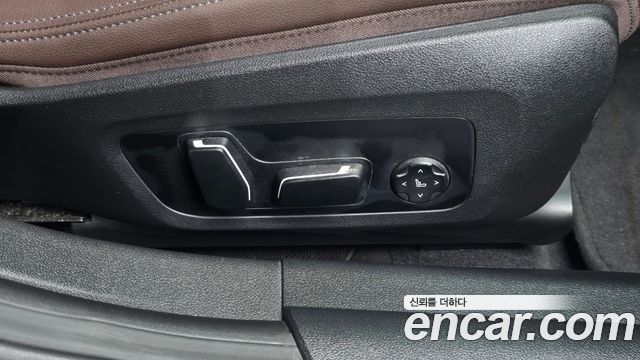 BMW 4-Series 2025 — photo 31