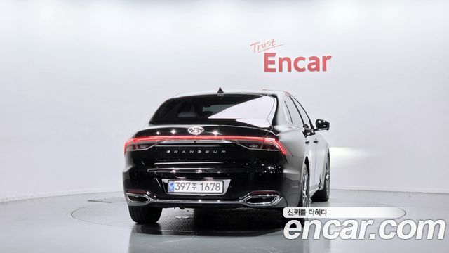 Hyundai Grandeur 2023 — photo 4