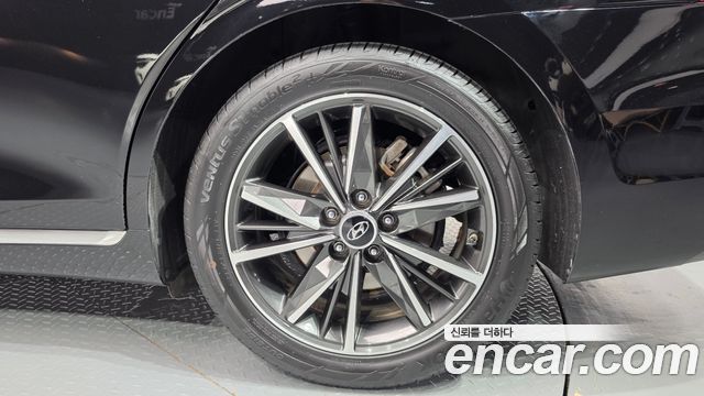 Hyundai Grandeur 2023 — photo 7