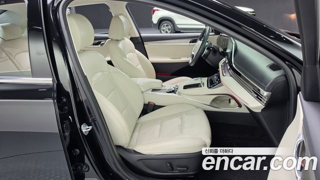 Hyundai Grandeur 2023 — photo 16