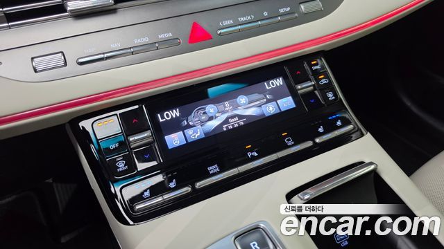 Hyundai Grandeur 2023 — photo 30