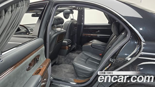 Maybach 57 2011 — photo 11