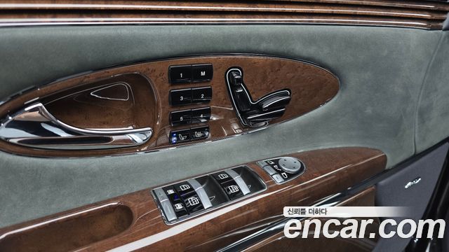 Maybach 57 2011 — photo 14
