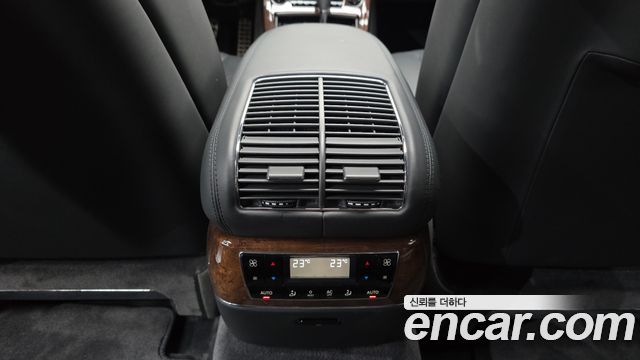 Maybach 57 2011 — photo 17