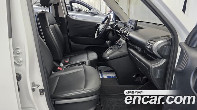 Hyundai Casper 2024 — photo 11