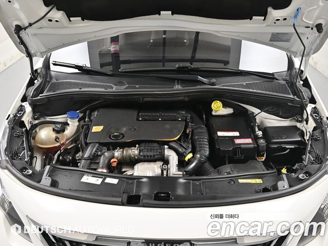 Peugeot 2008 2018 — photo 6