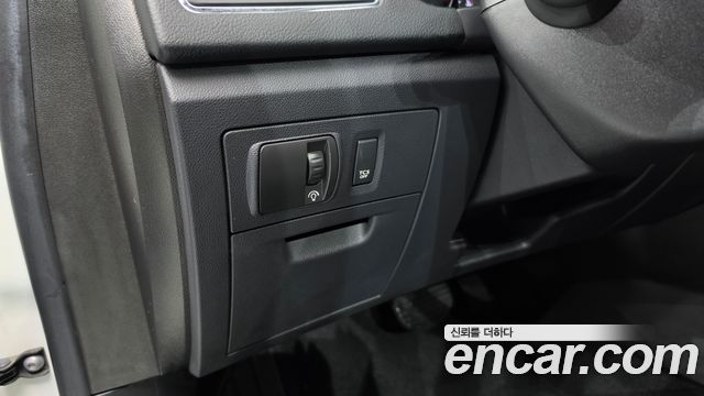 Renault Korea SM5  2016 — photo 24
