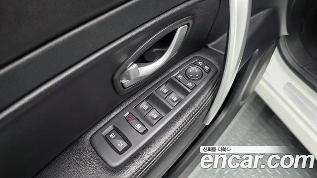 Renault Korea SM5  2016 — photo 27