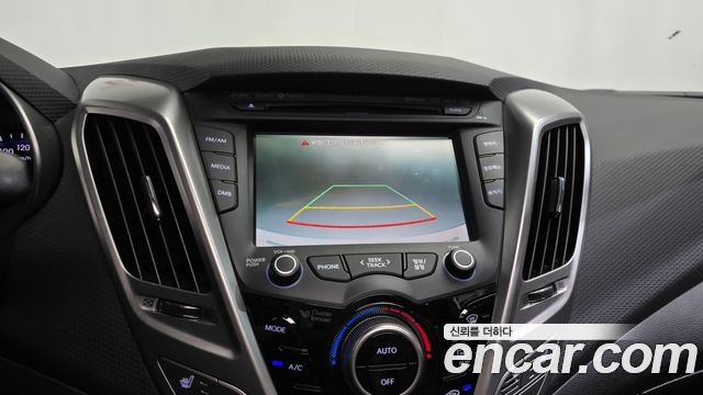 Hyundai Veloster 2015 — photo 16
