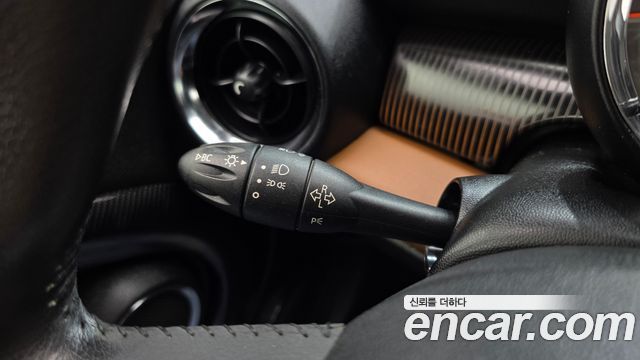 Mini Cooper 2010 — photo 15