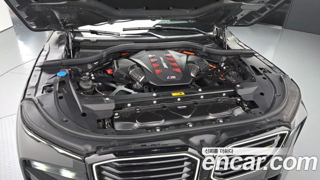 BMW XM 2025 — photo 6