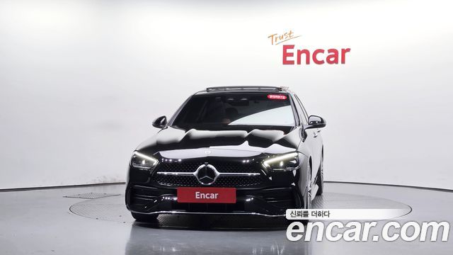 Mercedes-Benz C-Class 2023 — photo 3