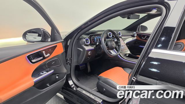 Mercedes-Benz C-Class 2023 — photo 13
