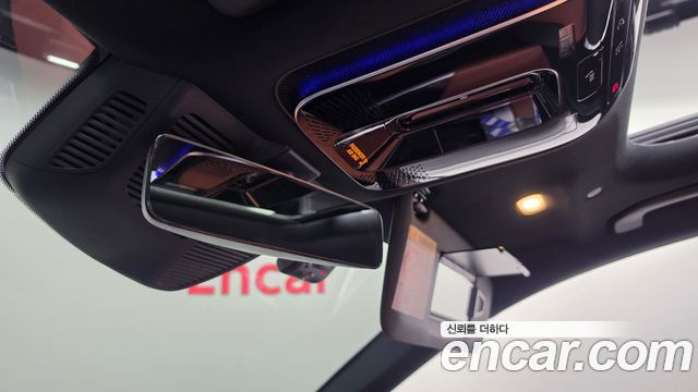 Mercedes-Benz C-Class 2023 — photo 33