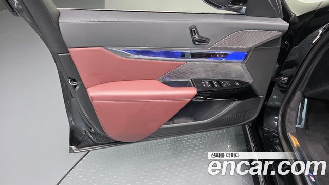 BMW 7-Series 2024 — photo 14