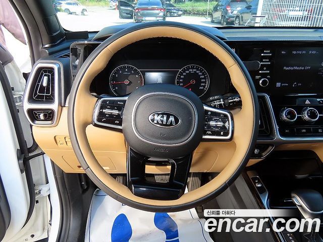 Kia Sorento 2021 — photo 14