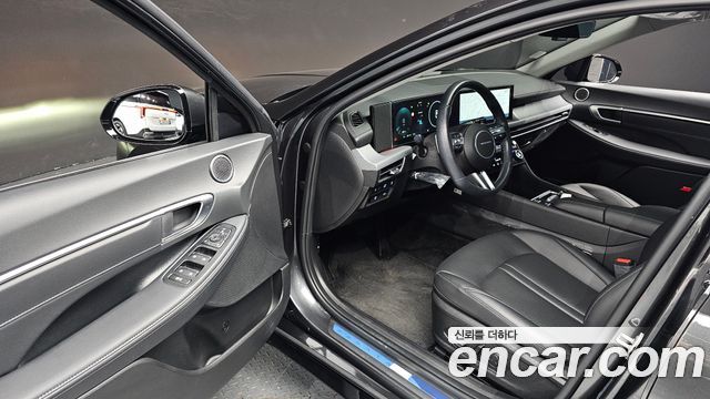 Hyundai Sonata 2025 — photo 13