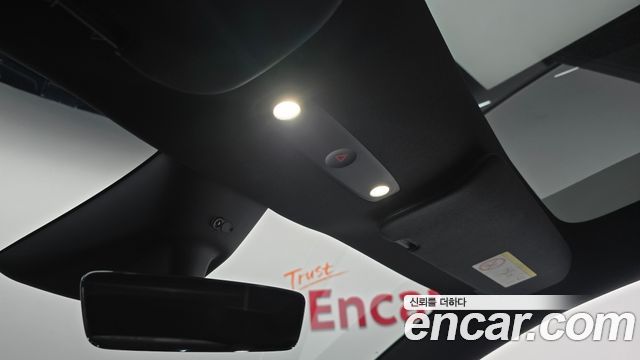 Tesla Model Y 2026 — photo 34