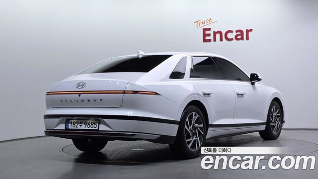 Hyundai Grandeur 2023 — photo 2